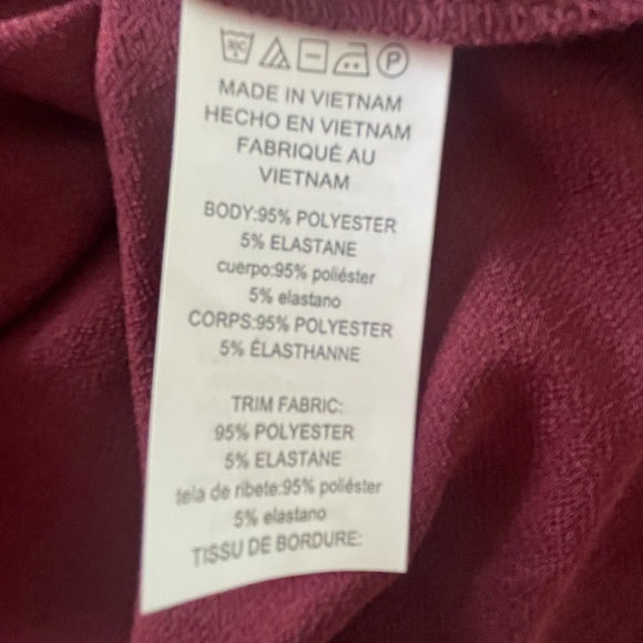 Michael by Michael Kors burgundy with sequin short sleeves top sz M - Picture 5 of 7